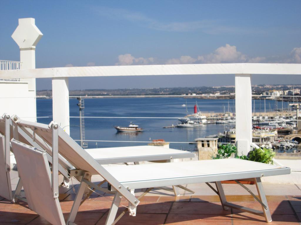 Attico D'Angio' Villa Gallipoli Bagian luar foto